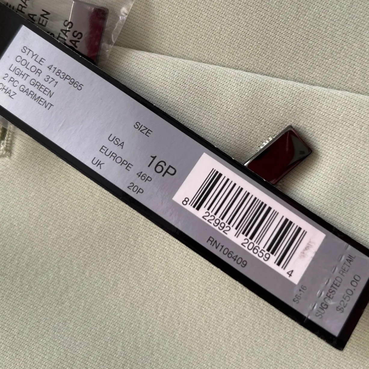 Tahari Arthur S Levine Petite Sage Green Suit Skirt Blazer Set Size 16P nwt - Image 9