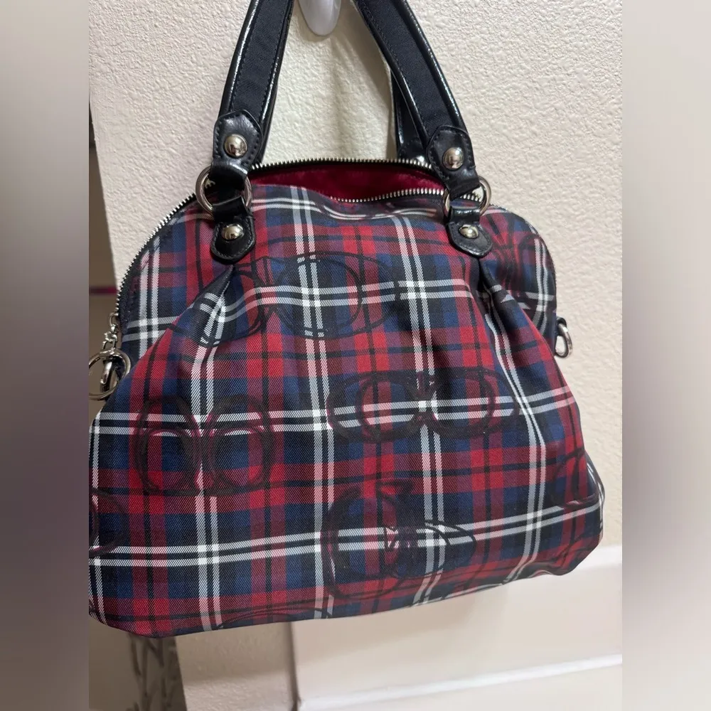 Coach  Poppy Handbag NWOT - Image 4