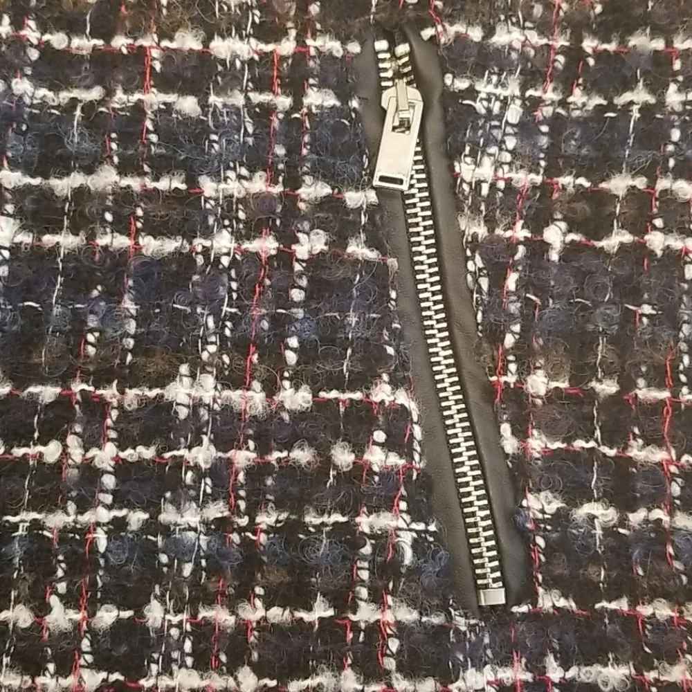 💕ZARA WOMAN💕 Plaid Boucle Tweed Faux Wrap Skirt - Image 3