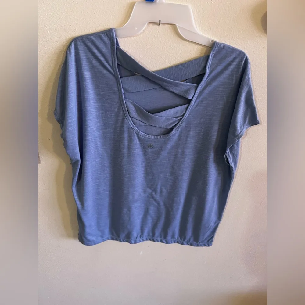 Gaiam Crossed Strap‎ Tank Top blue/ gray Size M made in China cotton lightweight - Image 5