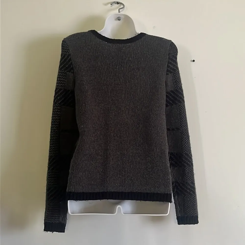 Ann Taylor sweater - Image 4