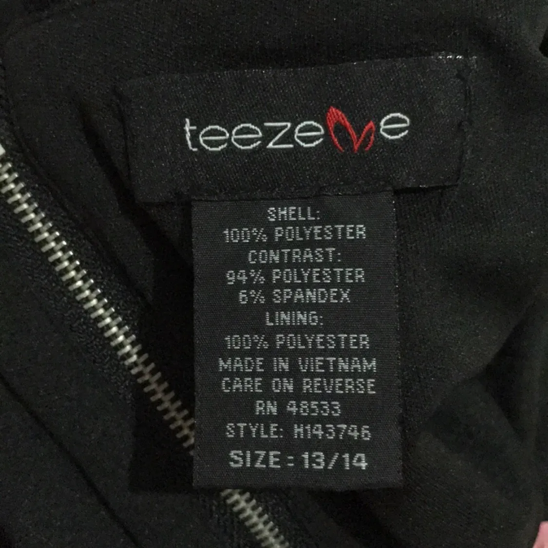 Black Crop Top - Image 3