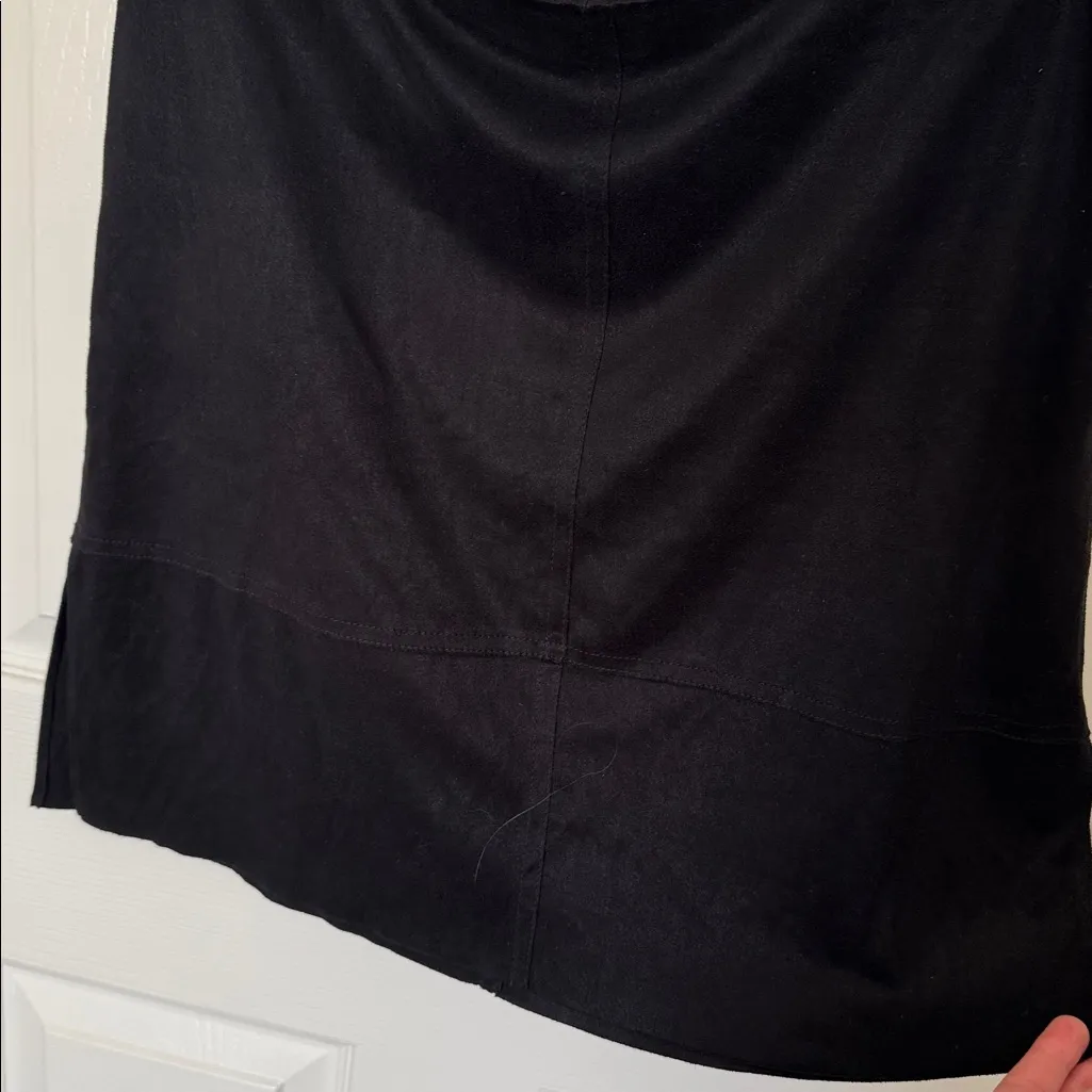 Max Studio  Black Suede Side Slit Skirt - Image 5