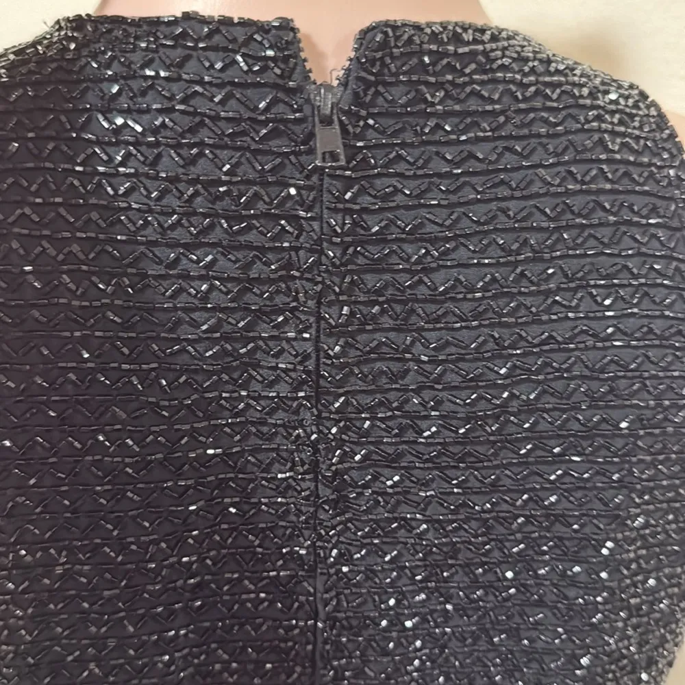 Oleg Cassini blacktie woman size 4 petite 100% silk sequined top formal dressy Black - Image 5