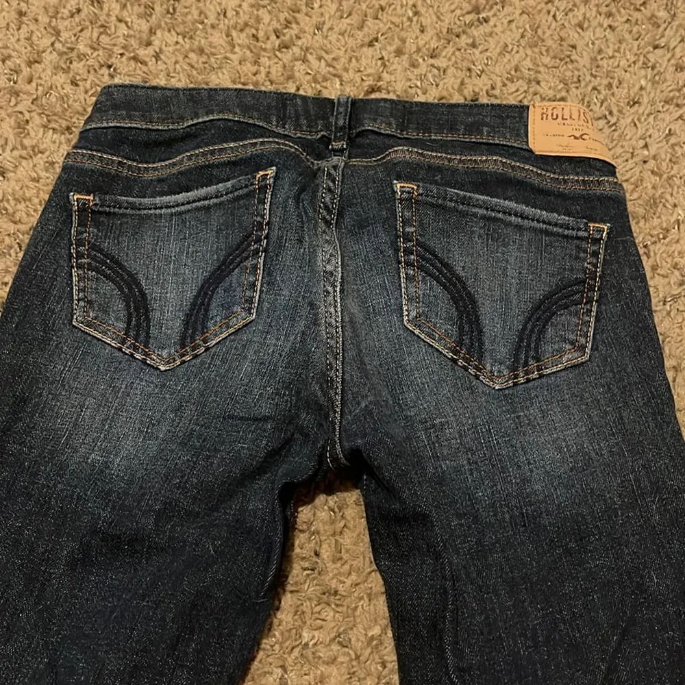 Super cute Hollister size 1R jeans - Image 7