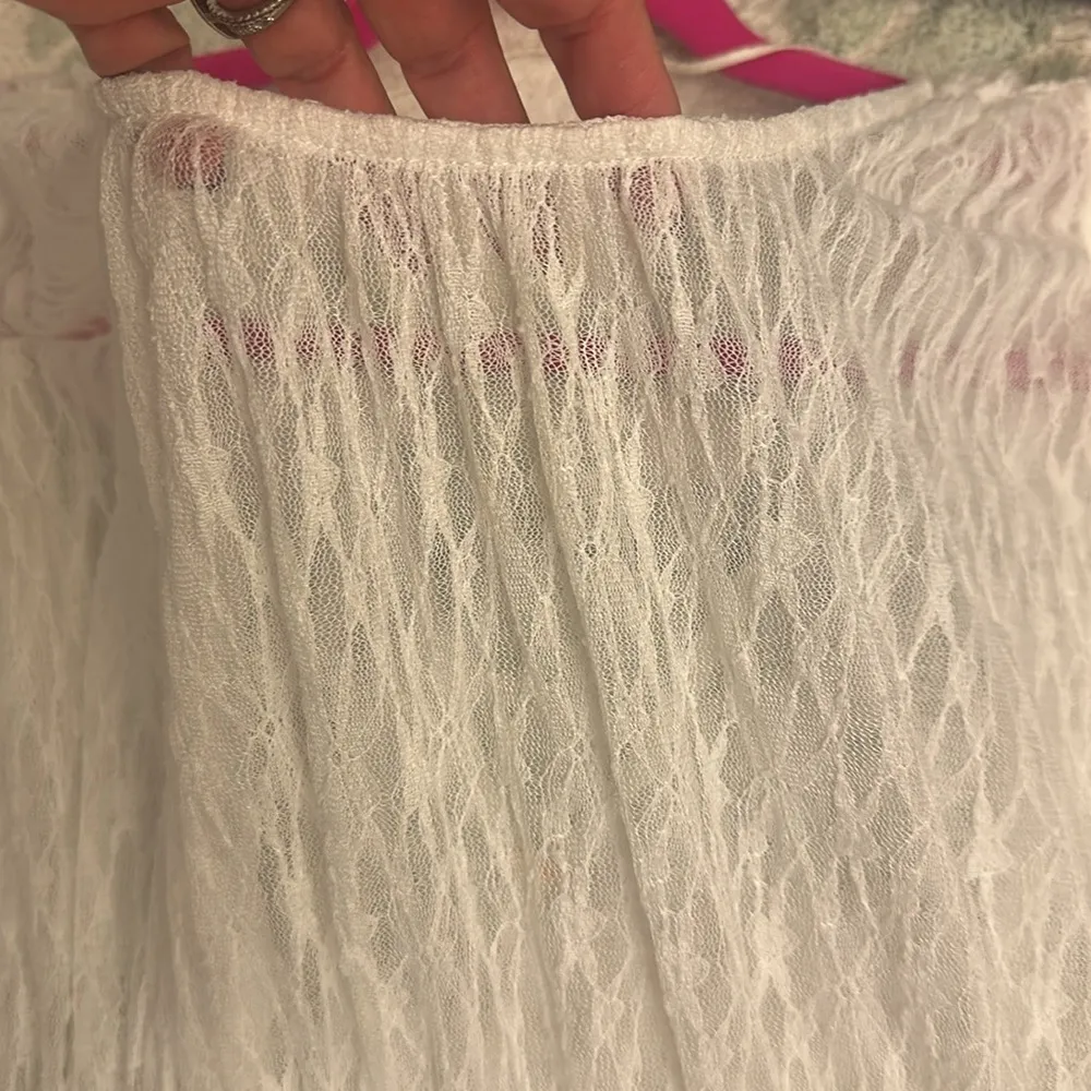 Free People cute top size L white lacy scoop front v back cinched waist - Image 7