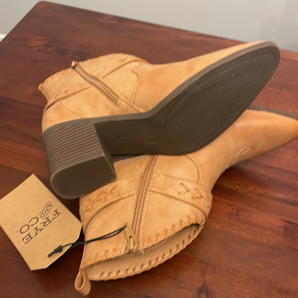 Frye and Co. ankle boot Womens Palma Stacked Heel Booties Light Tan Size 9 - Image 8