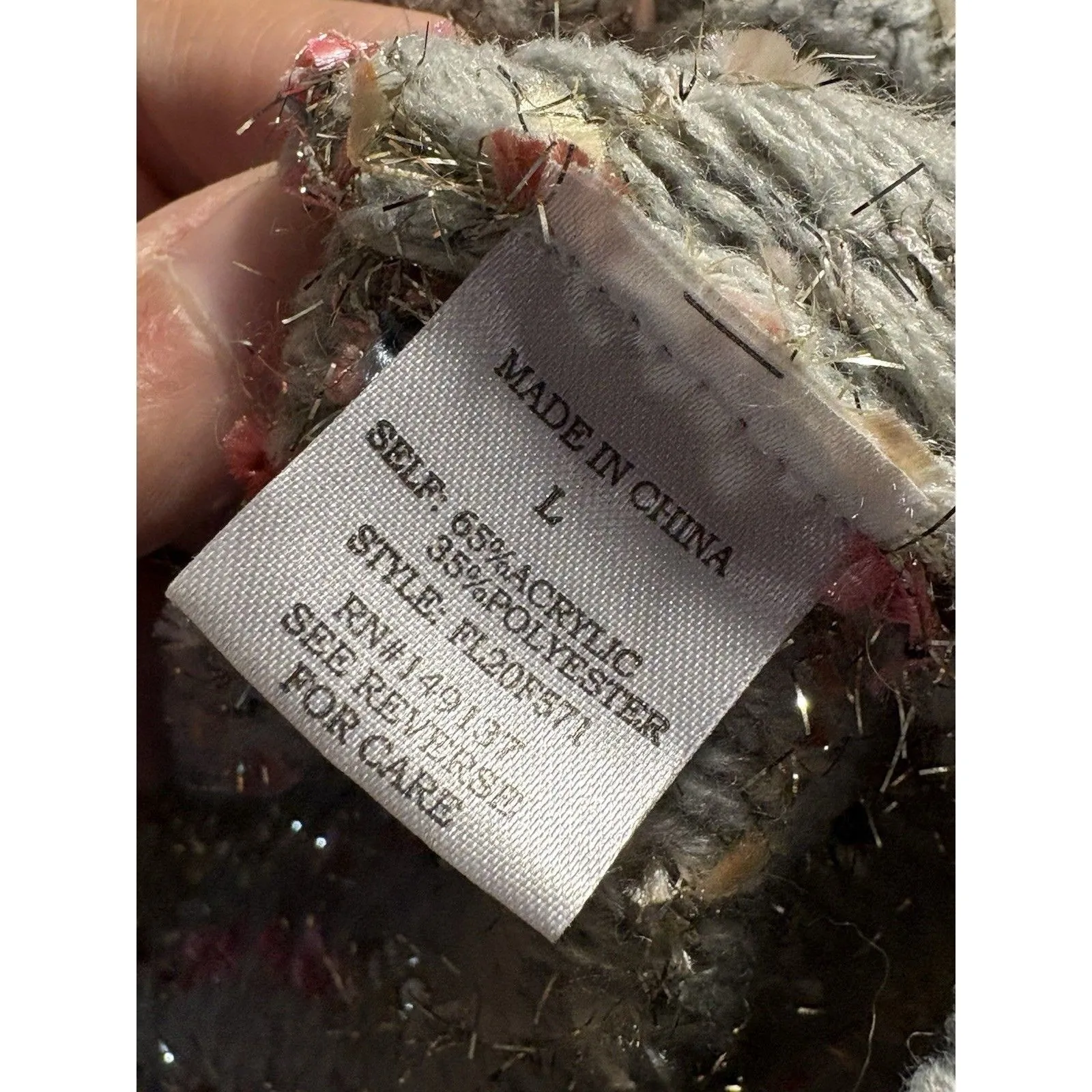 FAVLUX Chucky Confetti Metallic Thread Knit V - Image 4