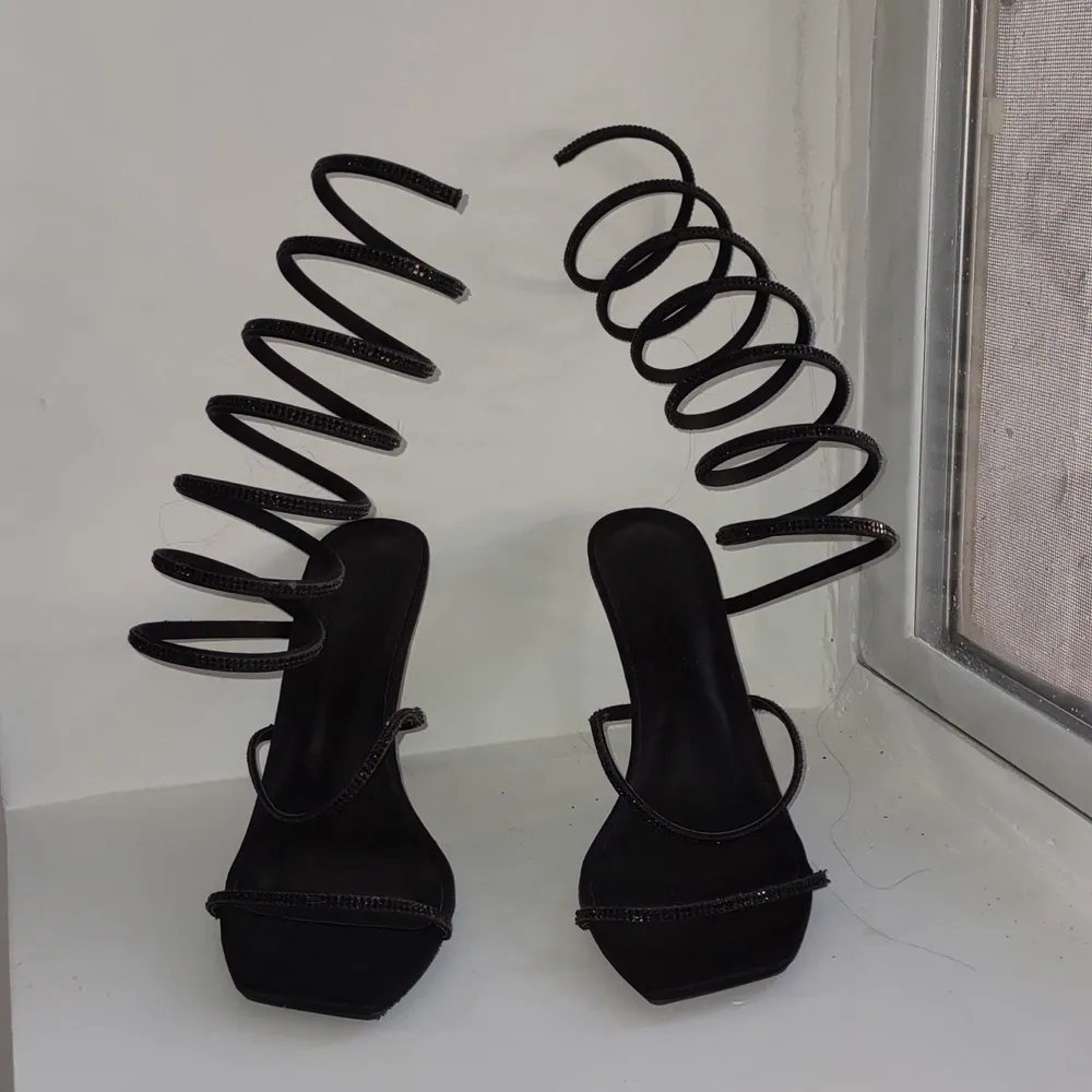 Wild Diva Lounge heels - Image 3