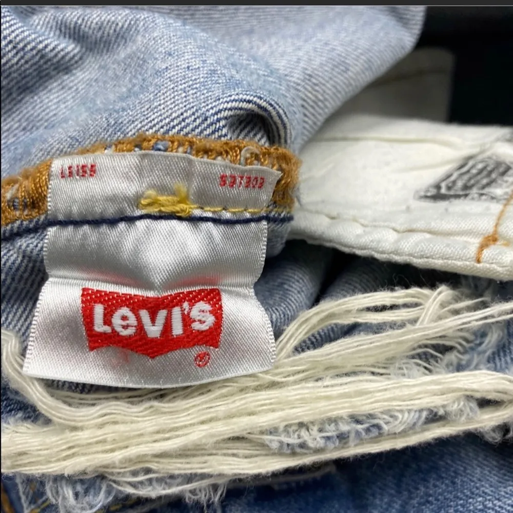 Levi’s 501 Glow Patchwork Shorts 24 Distressed - Image 13