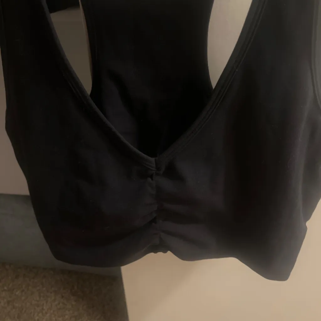 Splits59 airweight, black, sports bra, new extra-large - Image 2