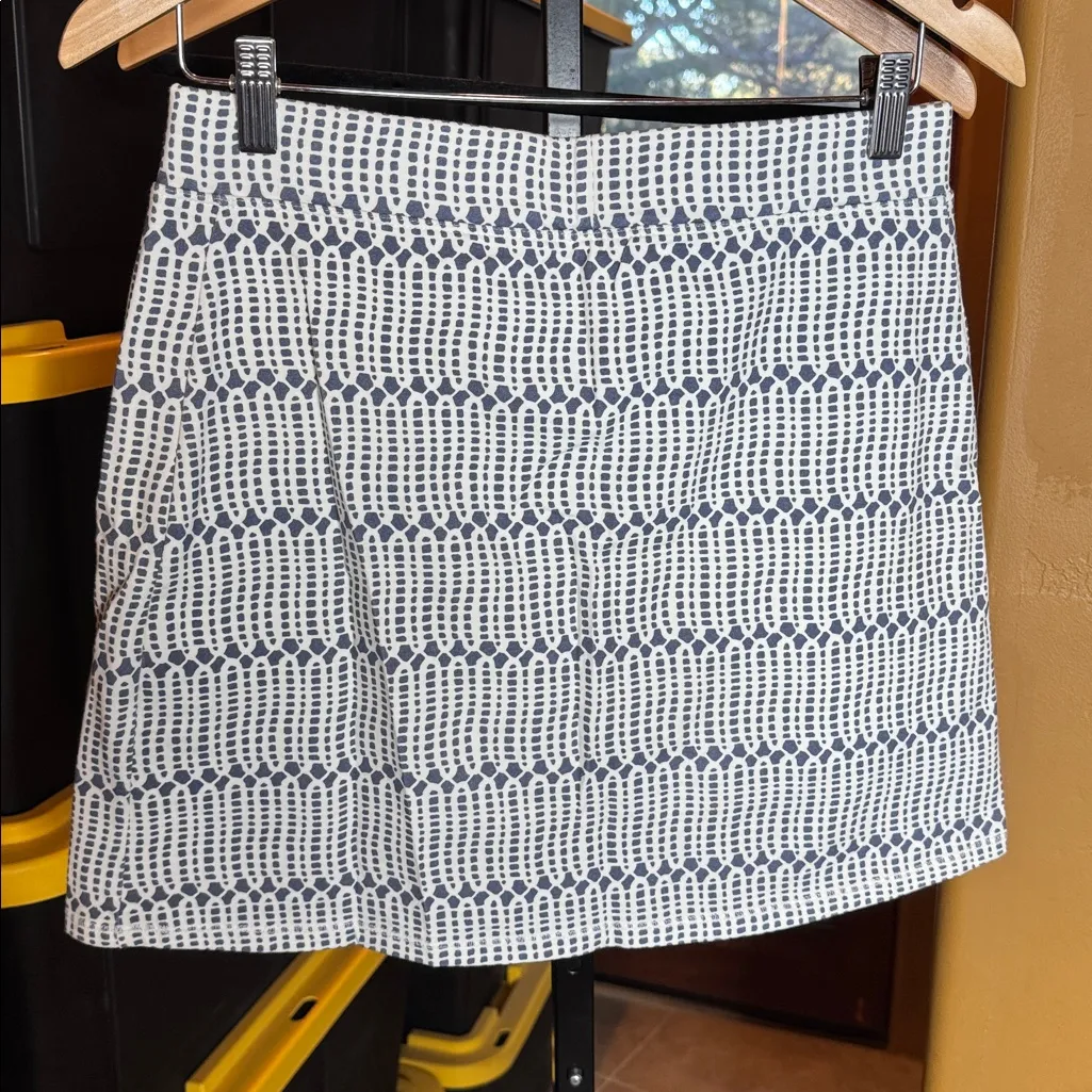 NWOT Spartina 449 Denim Blue and White Jersey Skort Size Small - Image 9