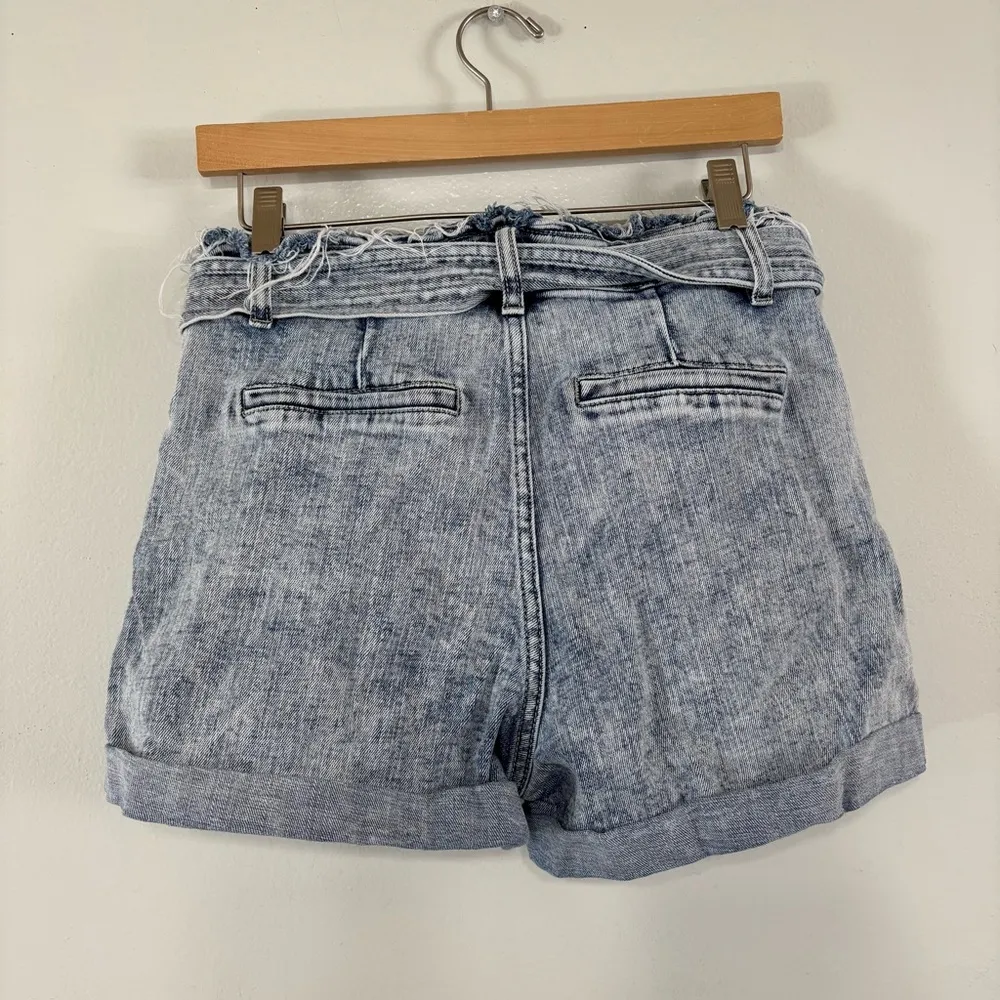 Kancan Acid Wash Medina Ultra High Rise Ruffle Belted Shorts Size 7 Blue - Image 2