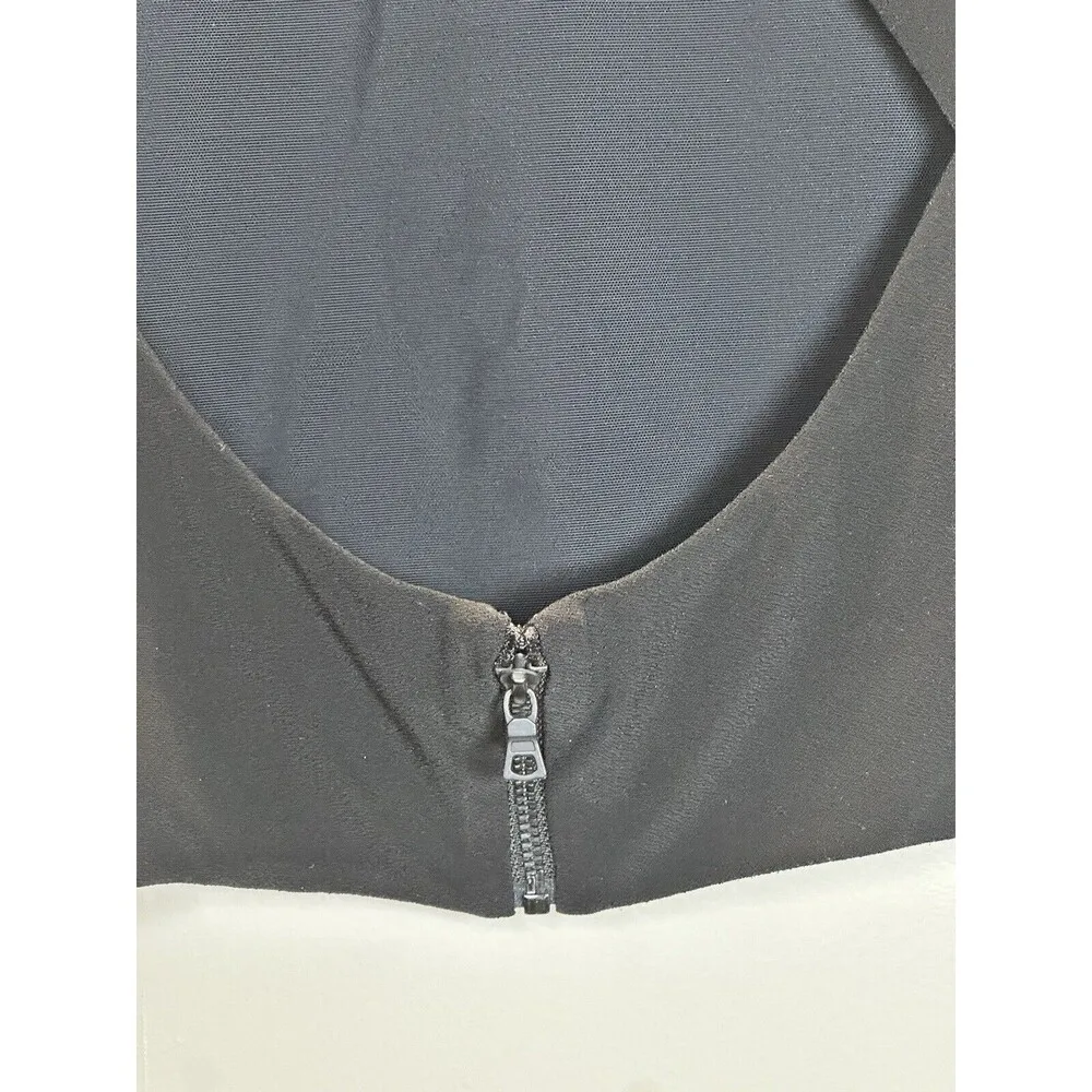 Alice + Olivia  Black Open Back Detail Short Sleeve Crop Top Size Small - Image 3