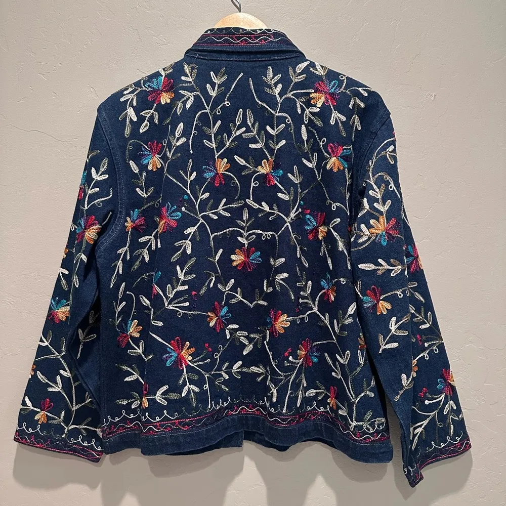 Industrie B Colorful Floral Embroidered Denim Jacket Size Large 100% Cotton Blue - Image 6