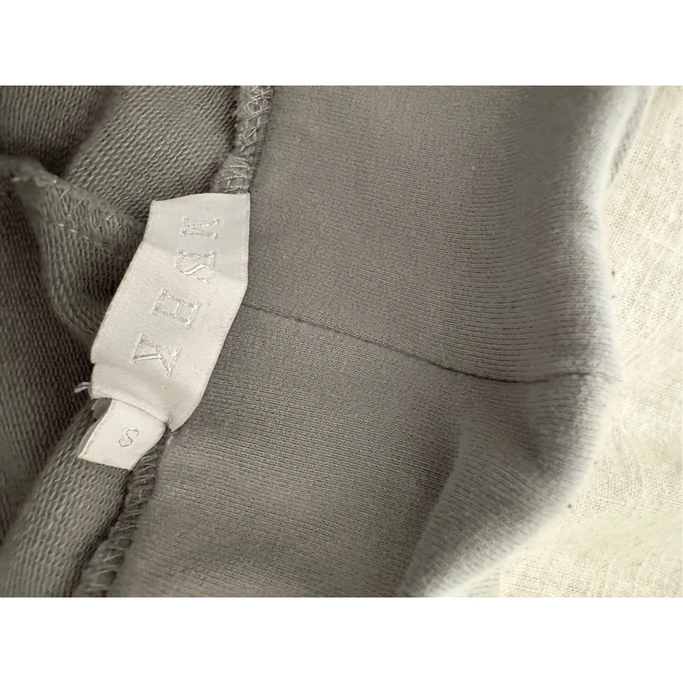 Meshki Women’s Small High Rise Logo Women’s Amelia Jogger Pants with Pockets - Image 5