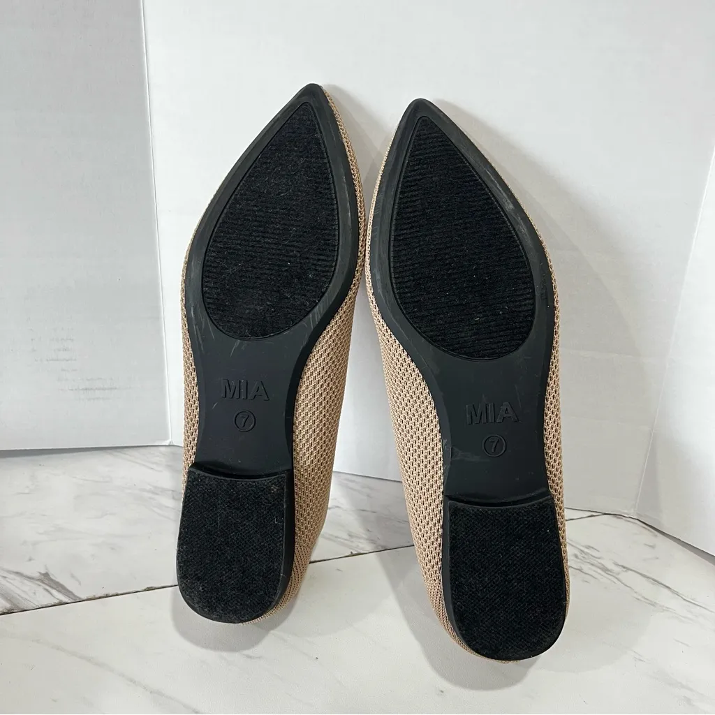 Mia Size 7 Corrine Flat Sand Tan Slip-On Comfort Knit Shoes Almond Toe - Image 11