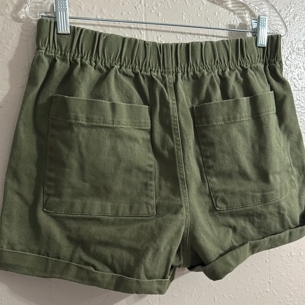 No Boundaries Green Cargo Shorts Elastic Waist - Image 4