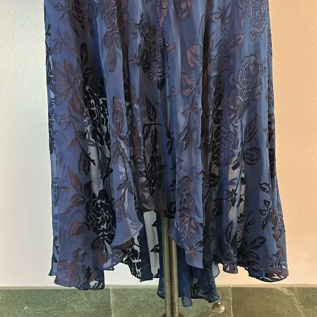 Vintage Alex Evenings blue sleeveless ruffle neckline deep V back High Low Dress - Image 10