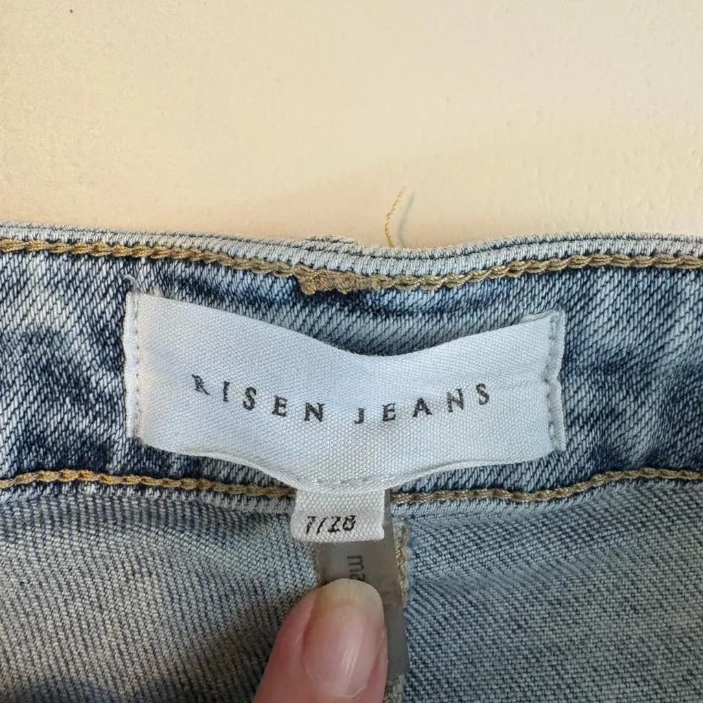 Risen High Rise Distresed Crop Straight Denim Jeans Light Wash Size 7/28 0437‎ Blue - Image 9