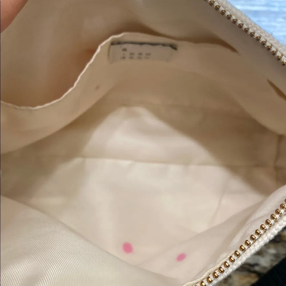 Beautiful “” crossbody bag - Image 6