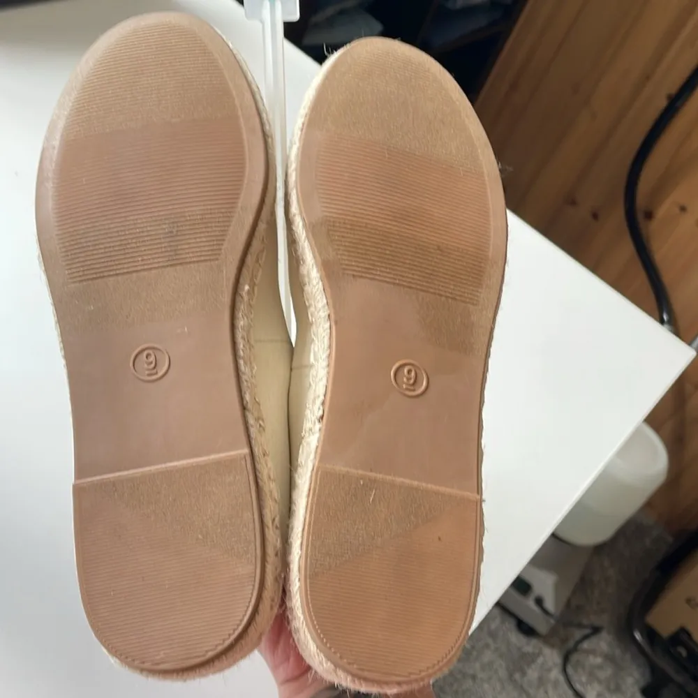 Universal Thread Woman’s Cream Espadrilles with Memory Foam 9 - Image 8