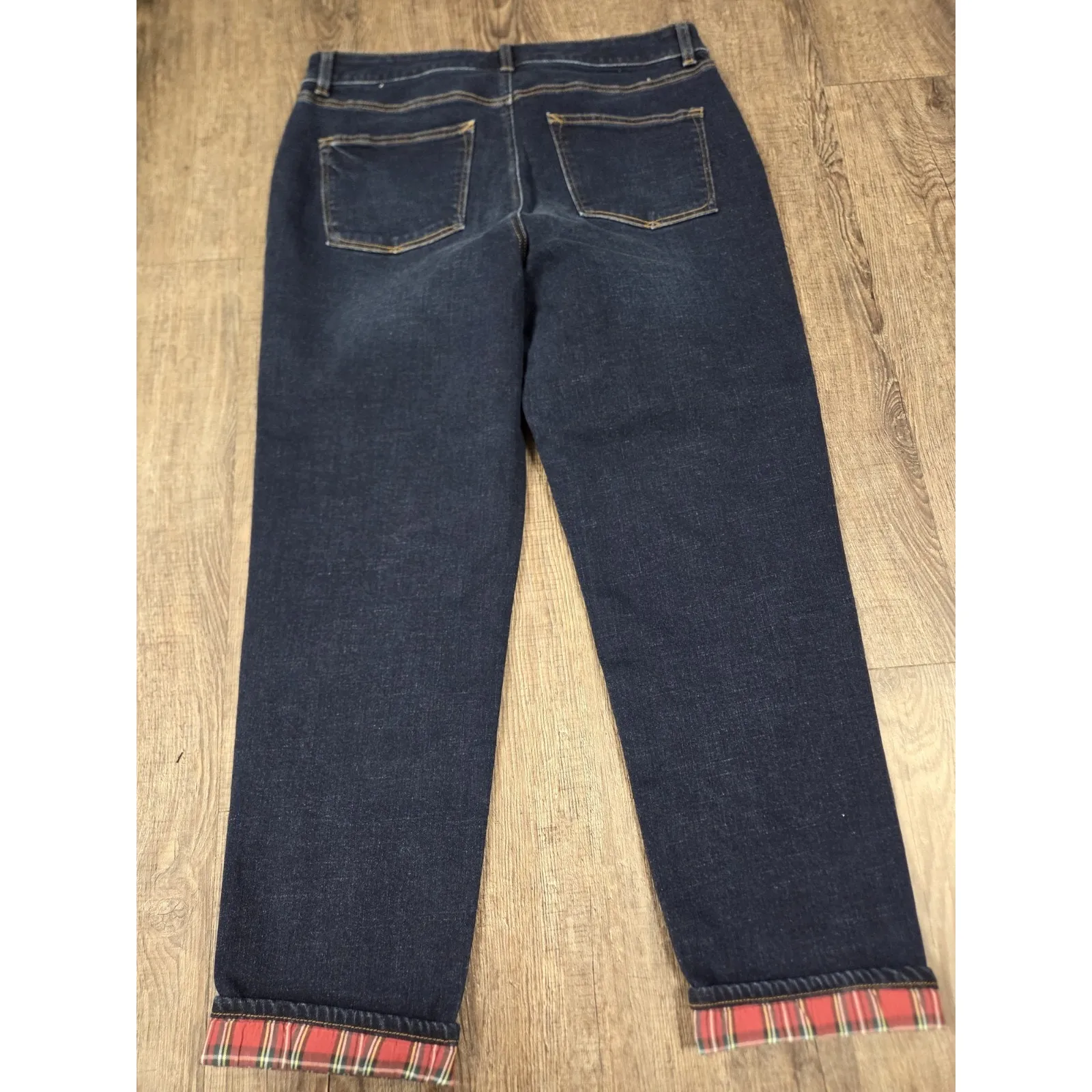 Talbots Tartan Trim Everyday Relaxed Jeans - Glacier Wash Plaid Cuff 10 - Image 5