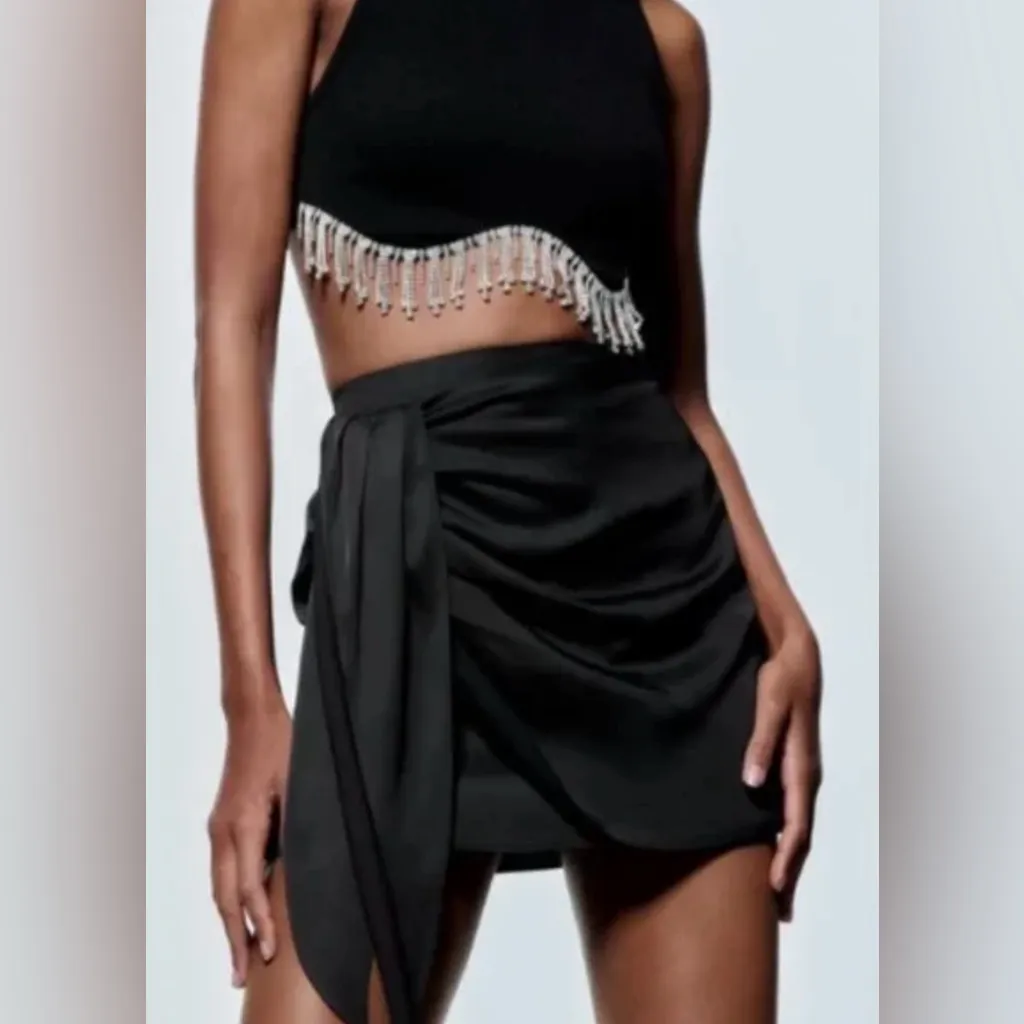 ZARA Seamless Rhinestone Fringe‎ High Neck Sleeveless Crop Top Black Size XS/S - Image 4