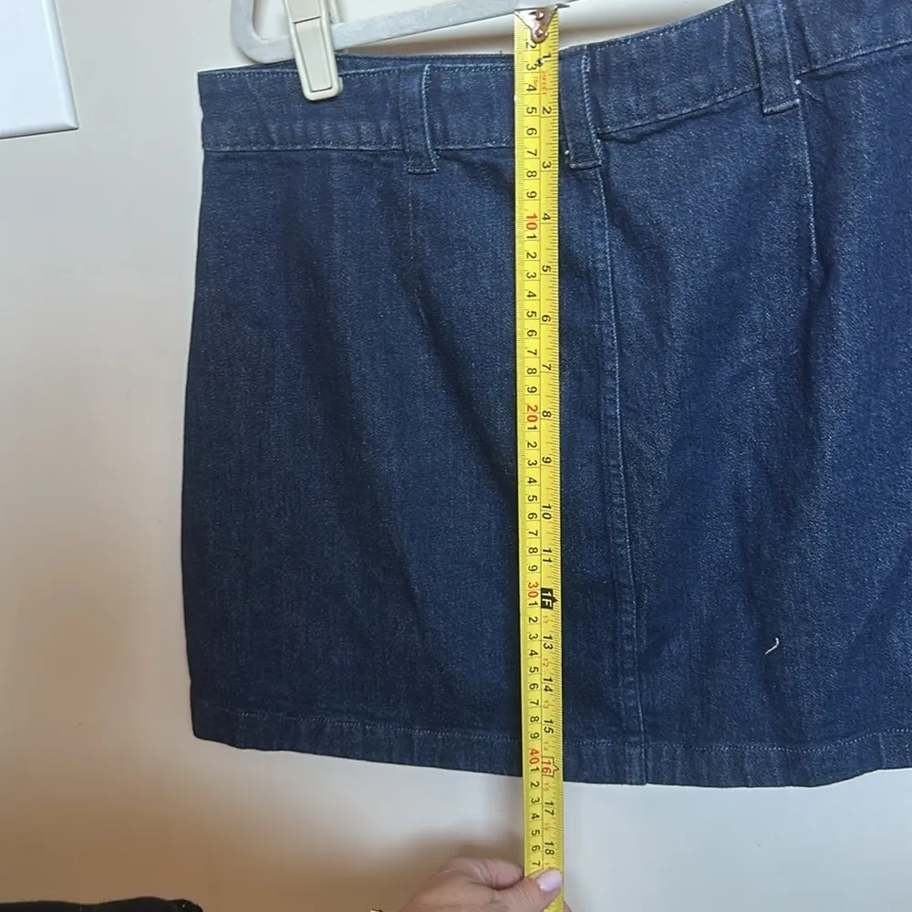 Madewell Denim Utility Zip Skirt, Size 32 - Image 4