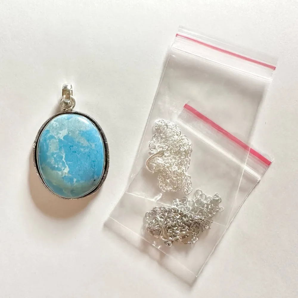 LARIMAR Synthetic Stone Silver Plated Oval Pendant Necklace Blue - Image 4