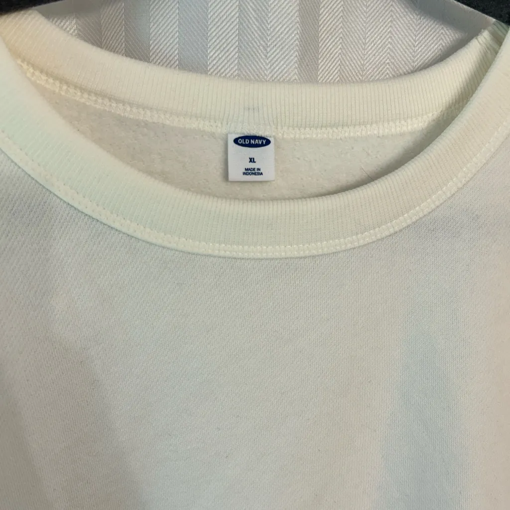 Old Navy Striped Crewneck - NWT - Image 3