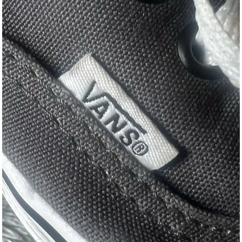 Vans Canvas Skateboarding Shoes‎ Mens Size 6/Womens 7.5 Grey White Off The Wall - Image 6