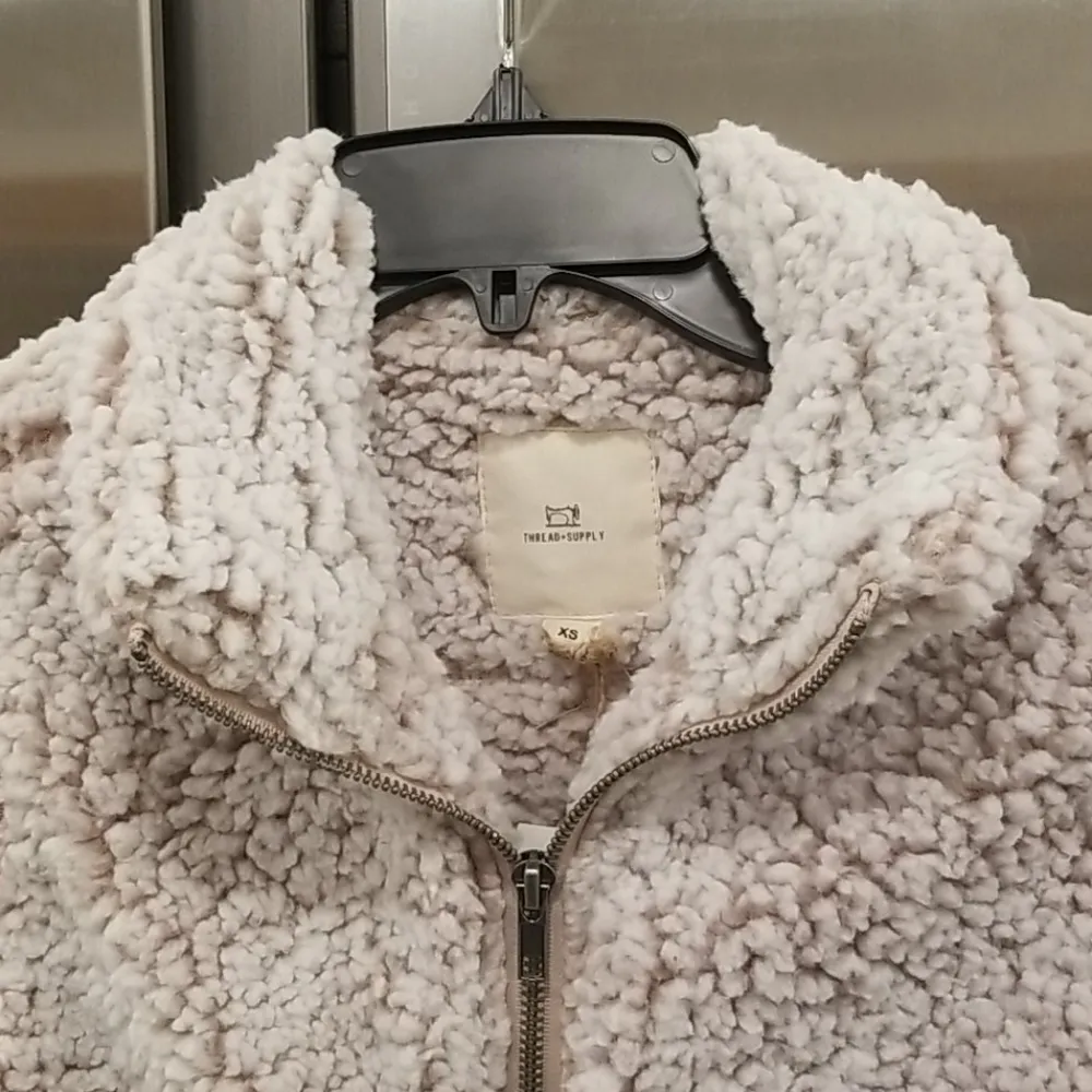 💕THREAD & SUPPLY💕 Arctic Fleece Vest Smoke Rose Pink Size XS - Image 5