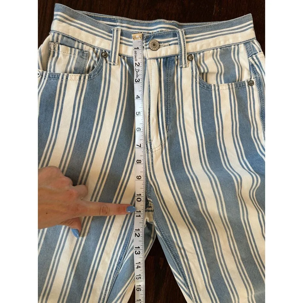 American Eagle  Blue and White Pinstriped Mom Jeans Size 00 - Image 7