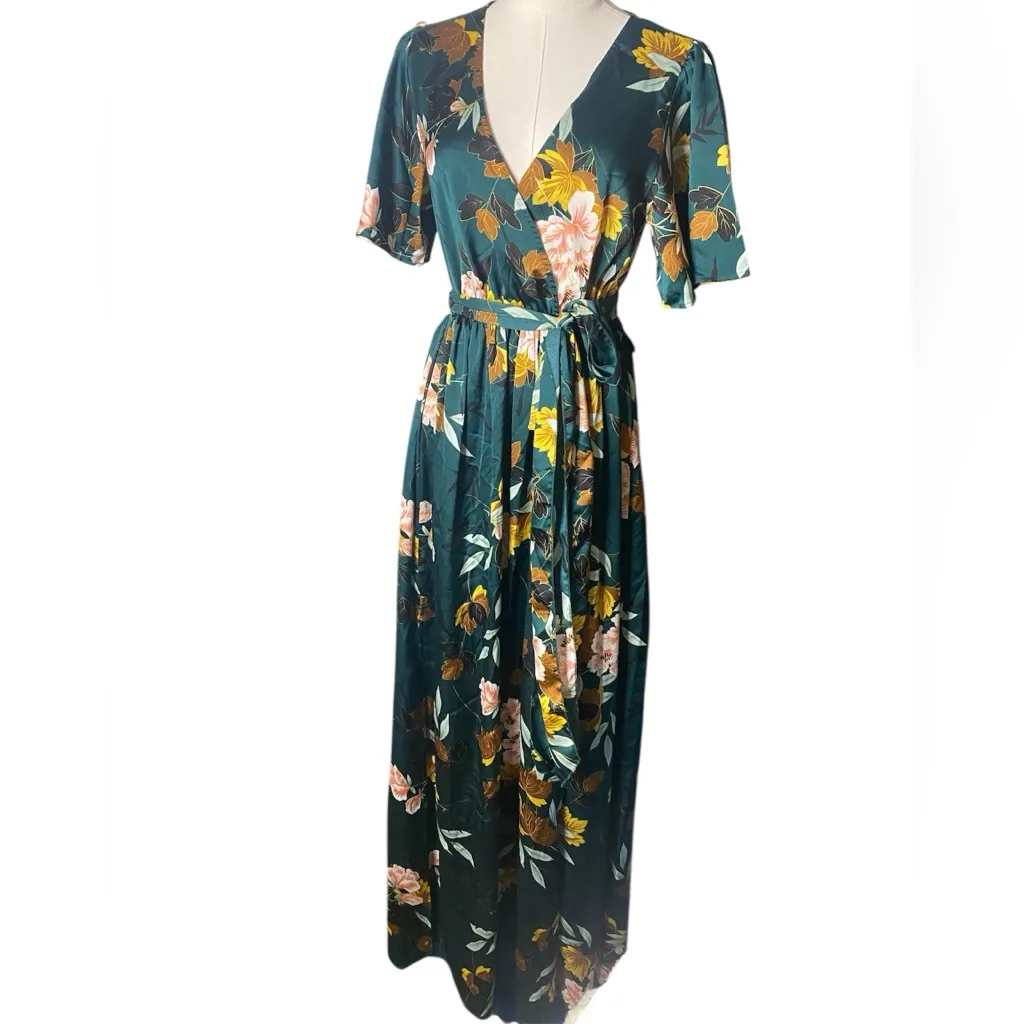 NWT Baltic Born Sicily Satin Floral
Maxi Dress M Dark
Green Wrap V-Neck - Image 6