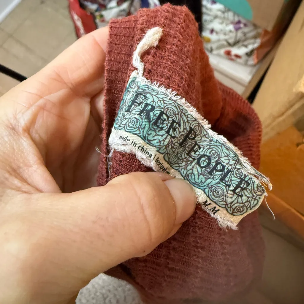 Free People Vintage Y2K Terra Cotta Long Sleeve Floral Lace Crossover Thermal - Image 3