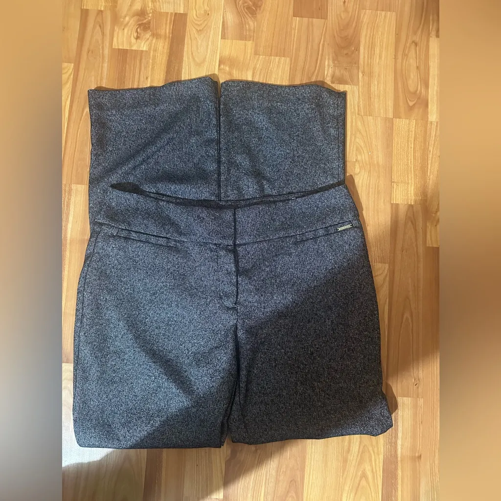 Anne Klein gray unlined slacks - Image 3