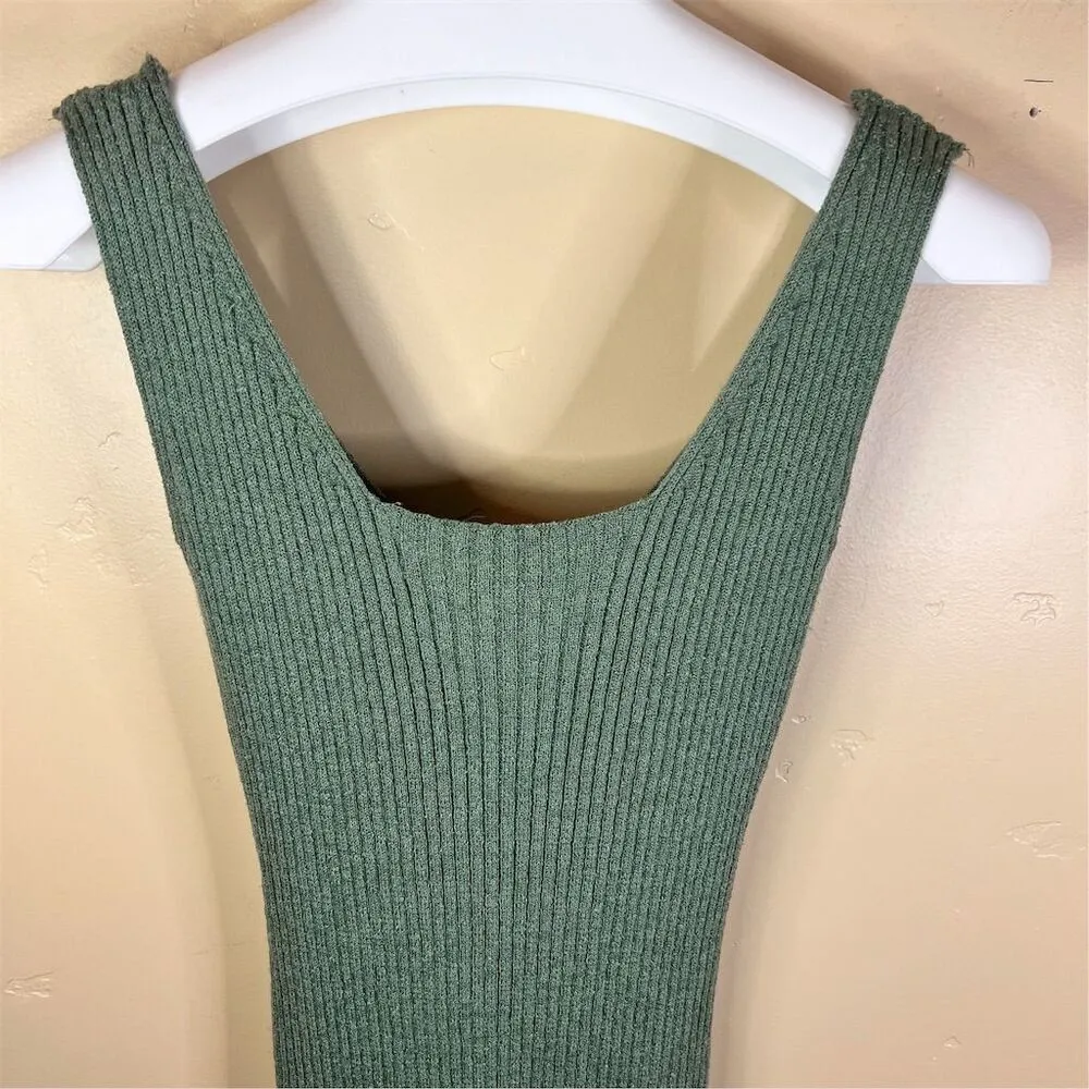green emerald velvet dress Anthropologie Antoinette Seafoam Green Lace Ruffle Midi Dress – Mustang  Sally Two's Closet