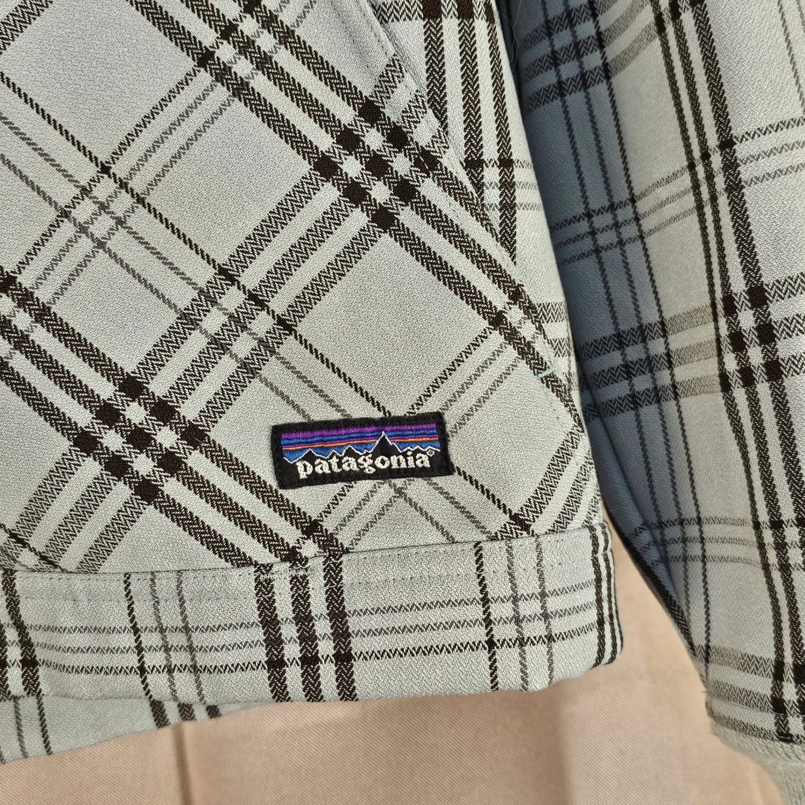 Patagonia Womens Blue Connell Plaid Thin Ice Slopestyle Hoody Jacket 2.0 Small - Image 3