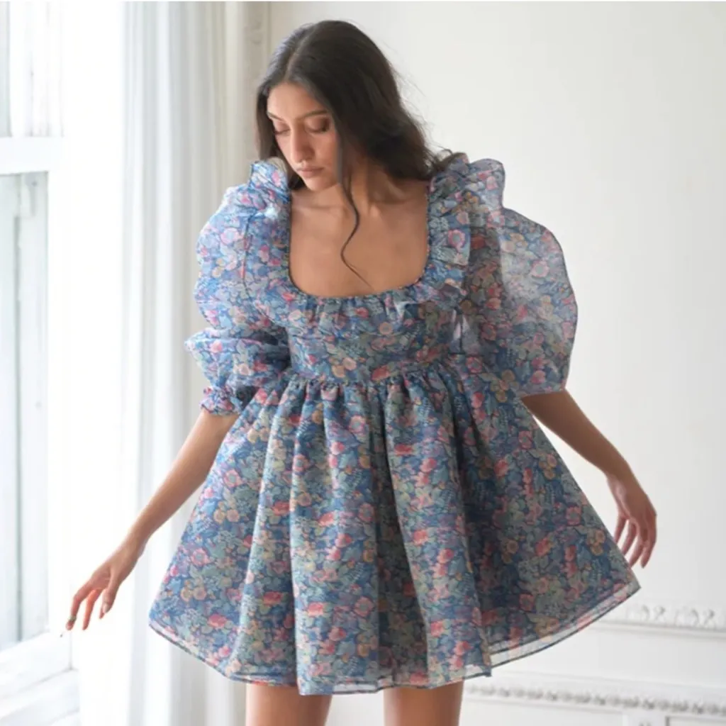 Selkie The Mayfair Puff Dress in the Secret Garden print Blue Size XS - Image 4