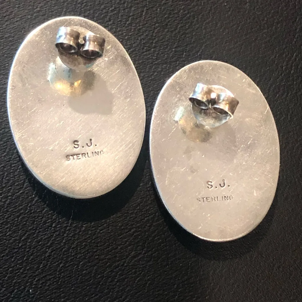 S.J. Abalone Cabochon Inlay Sterling Silver Oval Earrings Blue - Image 3