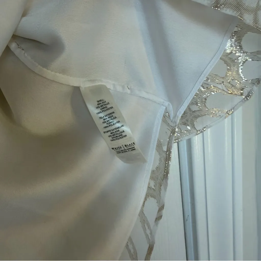 White House Black Market Silk Blouse Silver Gold Size Medium - Image 5