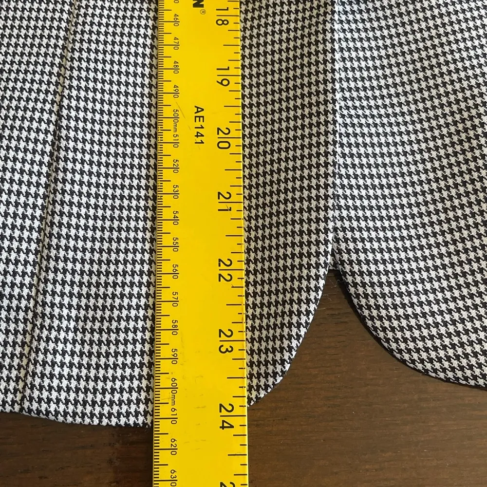 Milano Black and White Structured Blazer Size 6 - Image 5