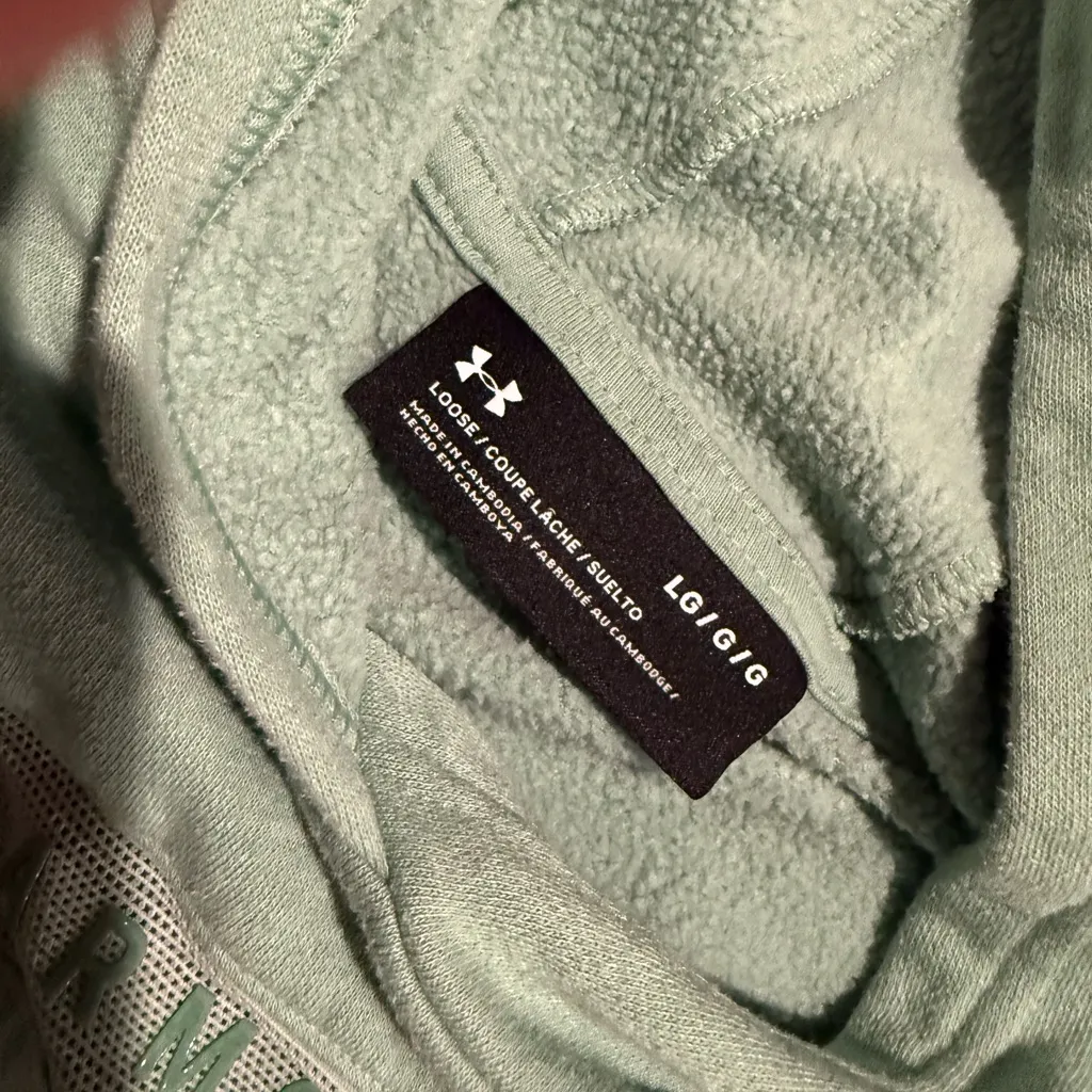 Underarmour cropped hoodie large seafoam green - Image 3