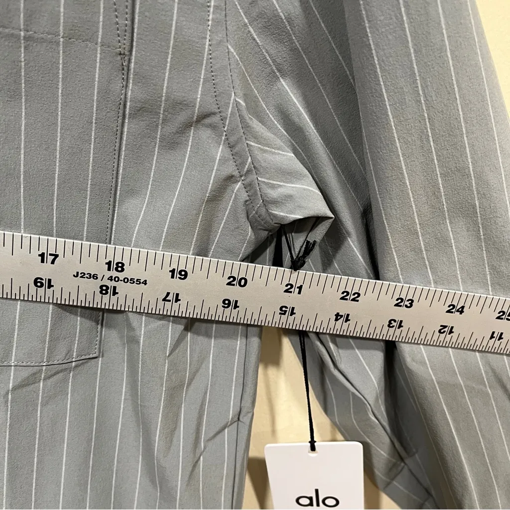 NWT ALO Pinstripe Daylight Button Down Long Sleeve size XS - Image 8
