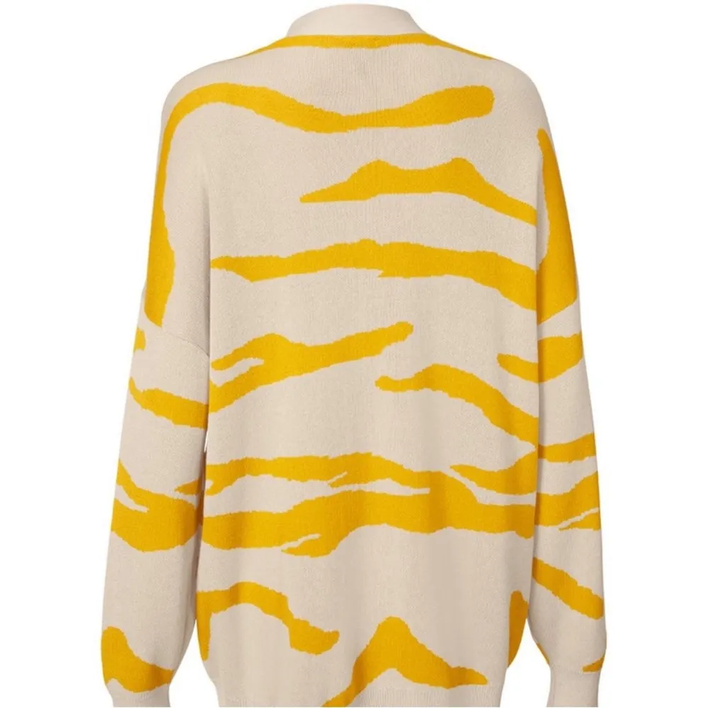 NWT CAbi #5836 Roar Cardigan Sweater Tiger Stripe - Image 5