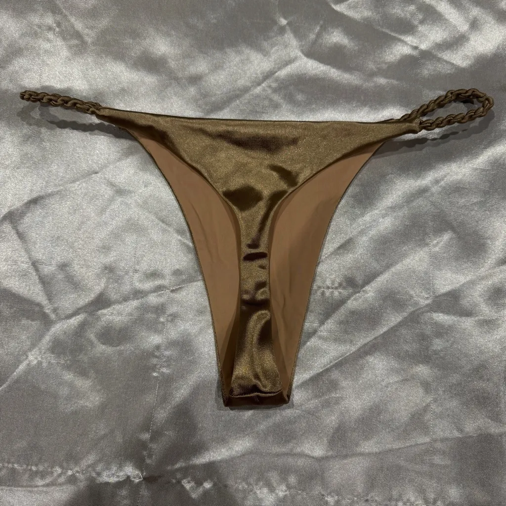 Meshki Elegant Tan Bikini Set - Image 5