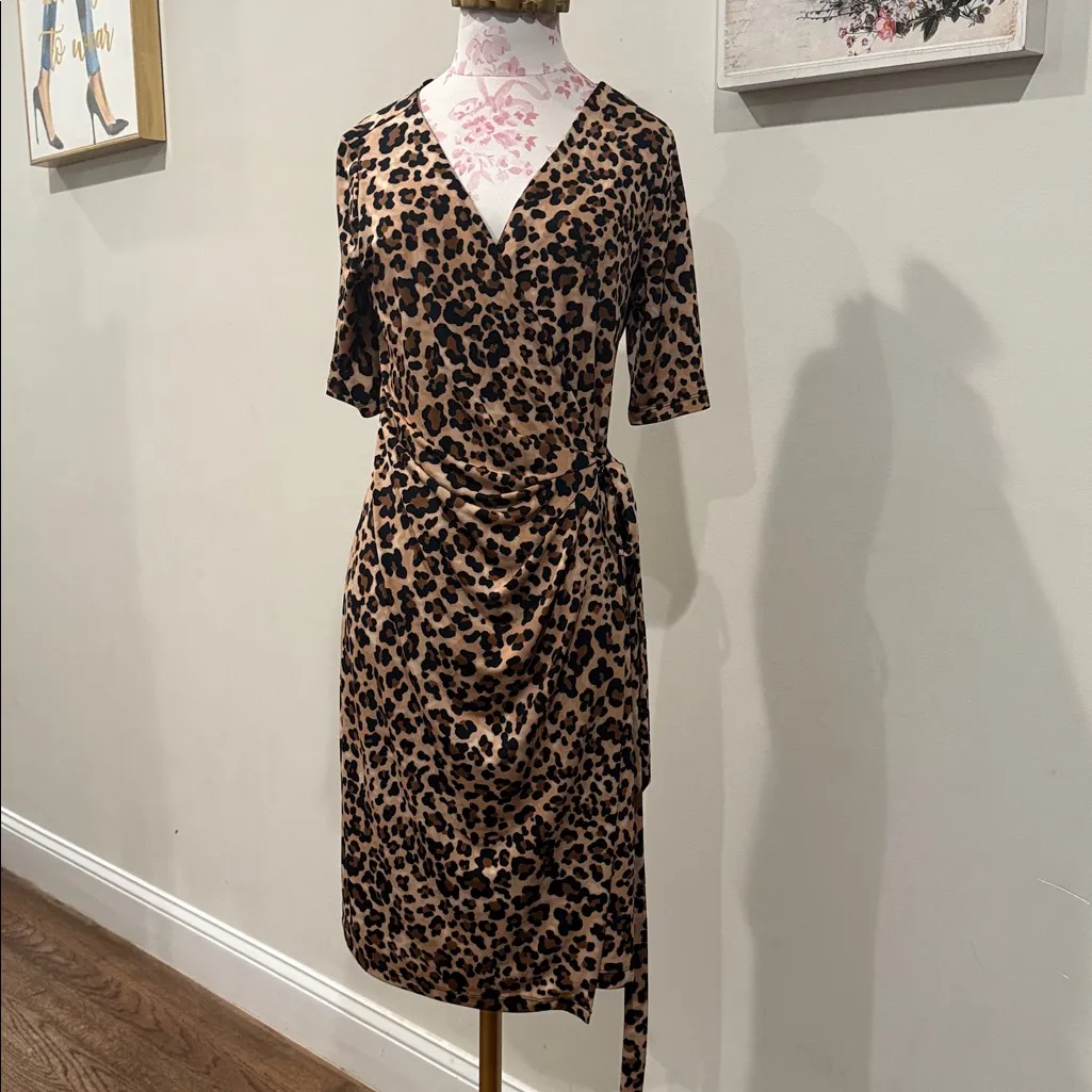 Motherhood Maternity Animal Print Midi Dress.  Size small - Image 5