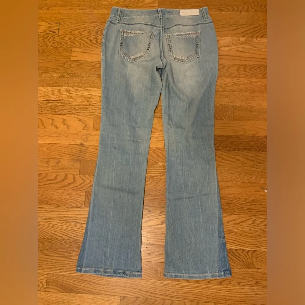 boot cut low rise size 7/8 - Image 5