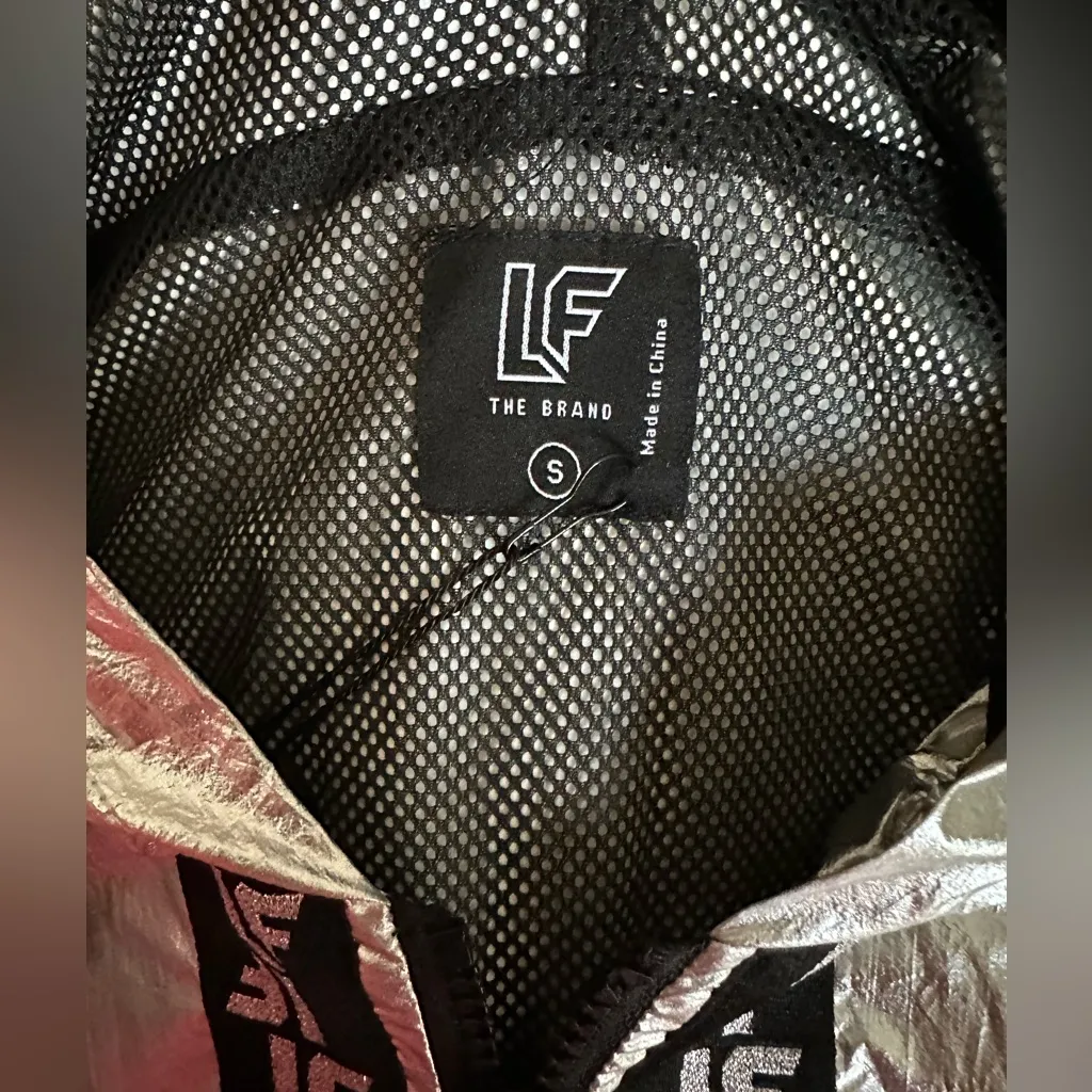 LF The Brand Silver Track Suit - Image 6